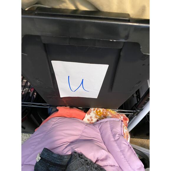 Kut from the Kloth Jeans - Size 8 - Picture 12 of 12